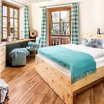 Wiedemann 3* Füssen
